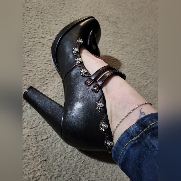 NWT Y2K GOTHIC MARY JANE SKULL HEELS Sz 10 - Picture 4 of 10